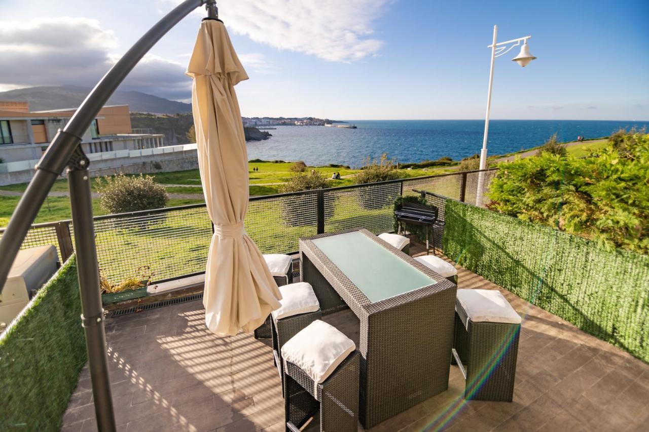 Luxury Chalet With Ocean View! Villa Castro Urdiales Exterior foto