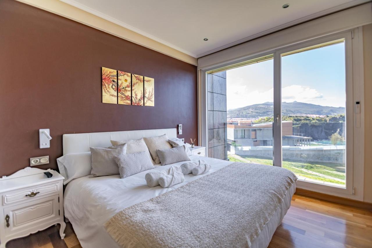 Luxury Chalet With Ocean View! Villa Castro Urdiales Exterior foto