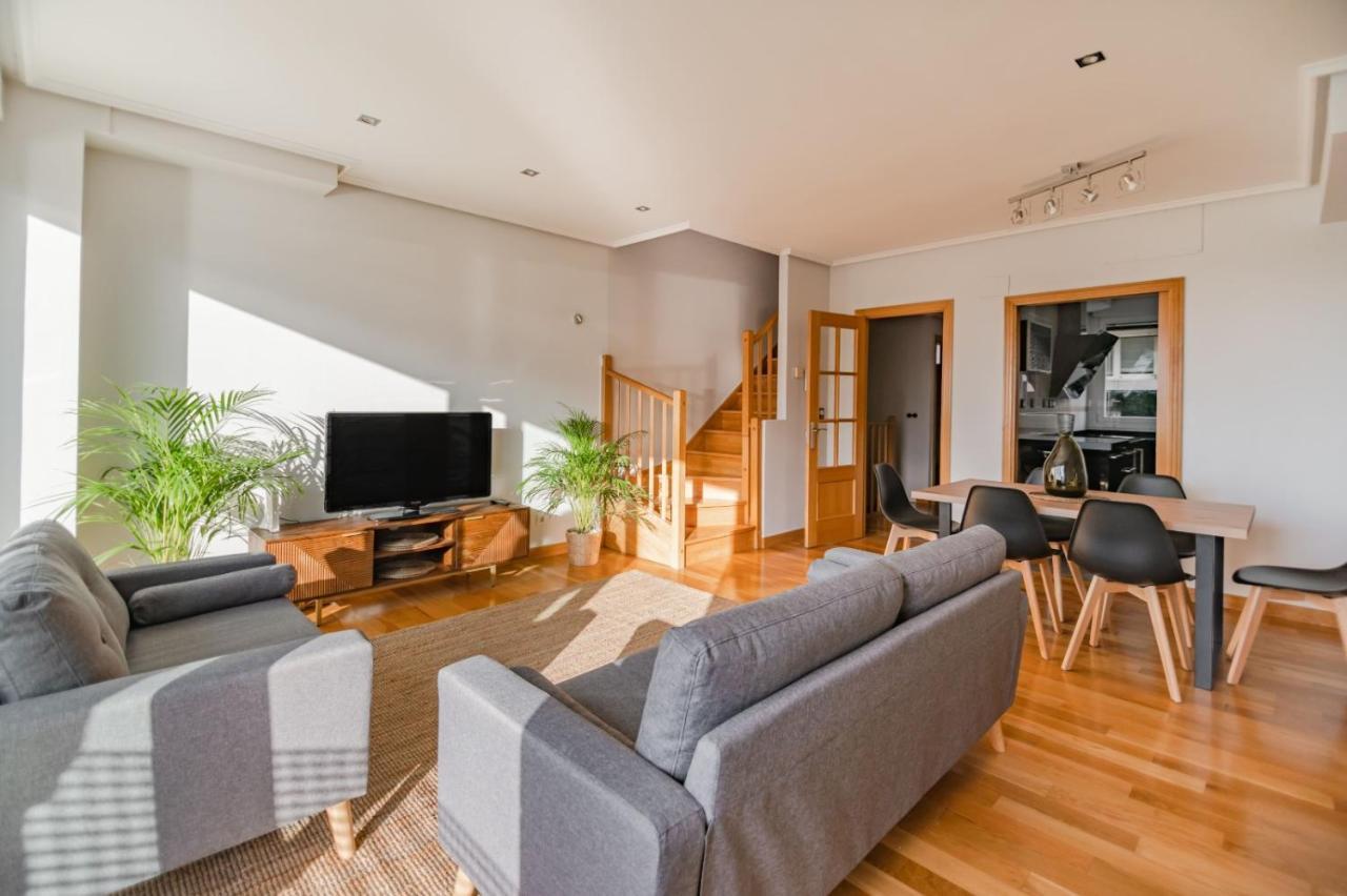 Luxury Chalet With Ocean View! Villa Castro Urdiales Exterior foto