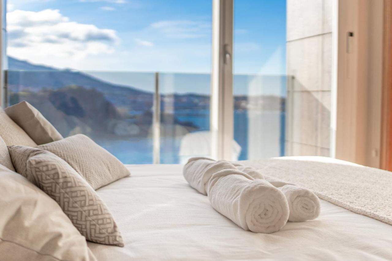Luxury Chalet With Ocean View! Villa Castro Urdiales Exterior foto
