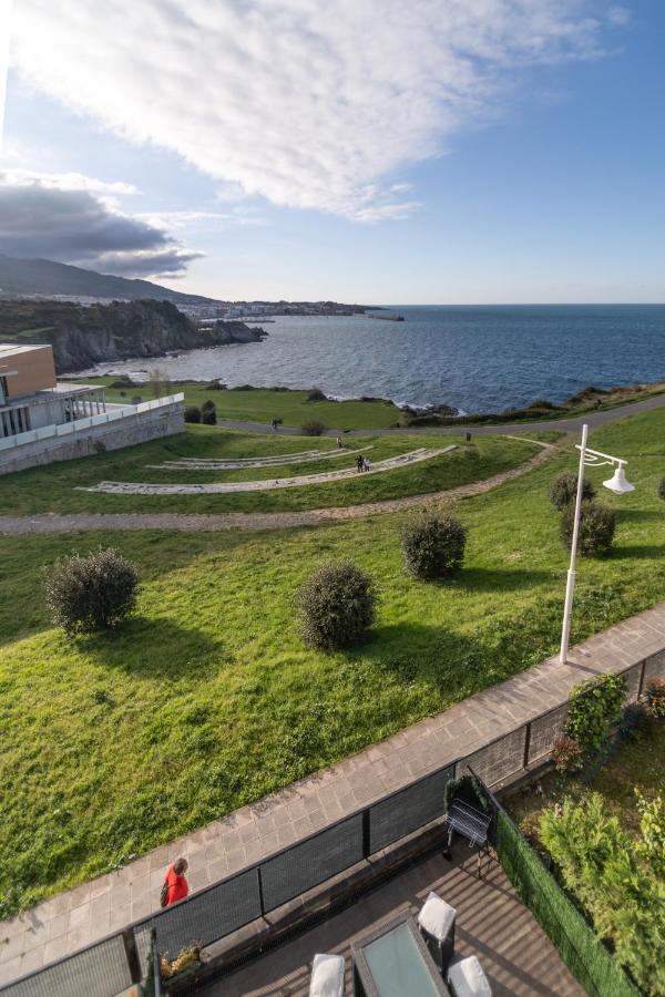 Luxury Chalet With Ocean View! Villa Castro Urdiales Exterior foto