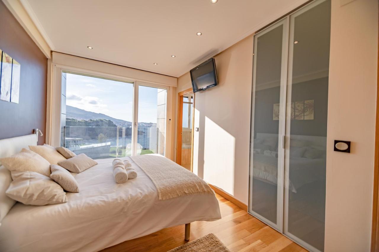 Luxury Chalet With Ocean View! Villa Castro Urdiales Exterior foto